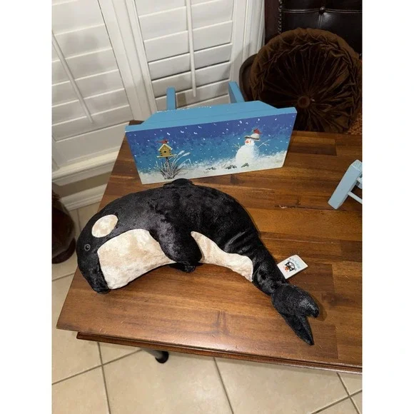 Jellycat London Vincent Killer Whale Plush Stuffed Animal HTF - Picture 5 of 8